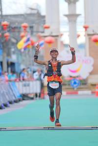 BIB: 5349
                            <button type="button" onclick="openModal(21761229)" class="btn btn-primary btn-sm float-right btn-popup" data-toggle="modal" data-target=".modal-high-quality">
                        <i class="fas fa-shopping-cart"></i> Add to Cart
                    </button>
                                            <button type="button" onclick="isThisMe(21761229, true)" class="btn btn-success btn-sm float-right btn-popup btn-isme hidden" data-toggle="tooltip" data-placement="bottom" title="นี่คือรูปของคุณใช่ไหม คลิกที่นี่เพื่อเอาเข้าอัลบั้ม">
                        <i class="fas fa-plus"></i> Add to album
                    </button>
                    <button type="button" onclick="isThisMe(21761229, false)" class="btn btn-warning btn-sm float-right btn-popup btn-isnotme hidden">
                        <i class="fas fa-ban"></i> Remove from album
                    </button>